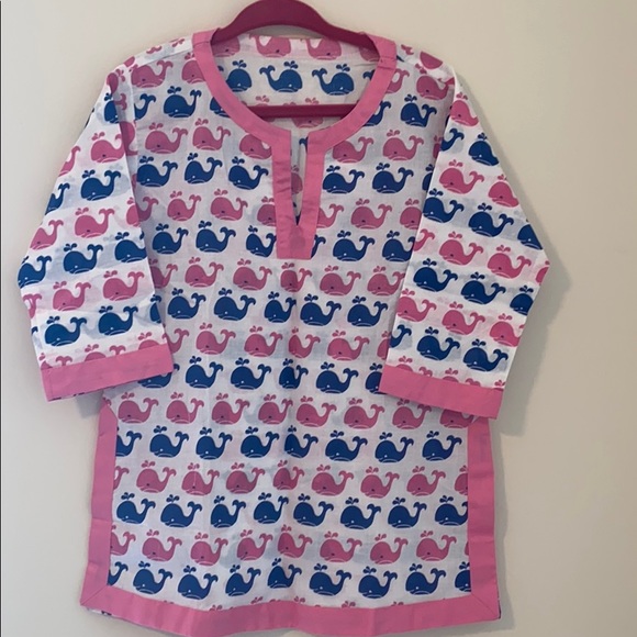 NWOT 🐳 Tunic - Picture 2 of 6